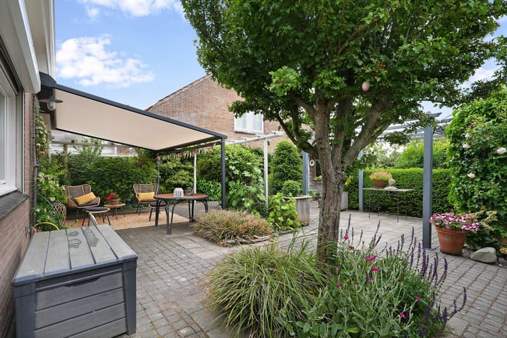 Photo 32 of Langstraat 35