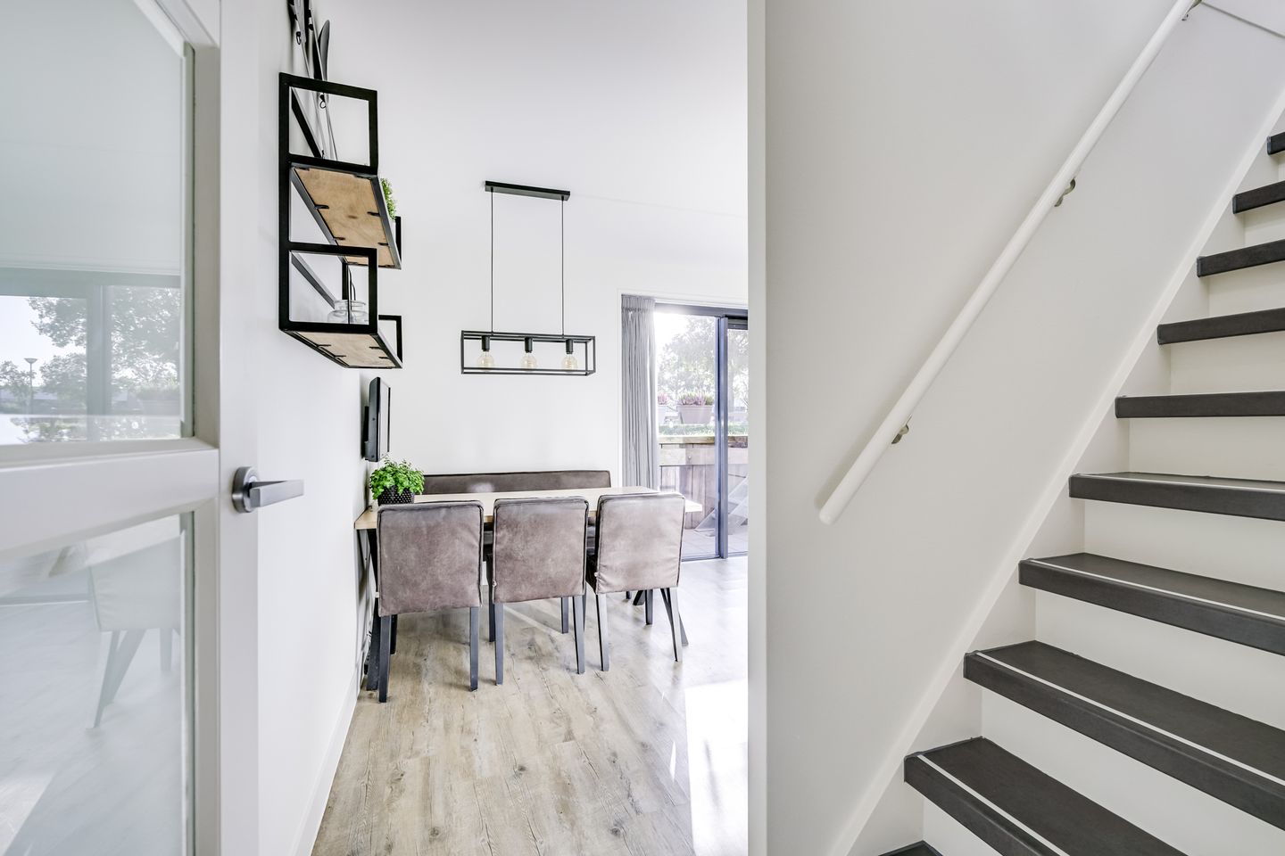 Foto 10 van Merenborch 116