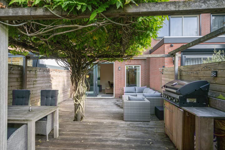 Photo 16 of Professor Mekelstraat 59