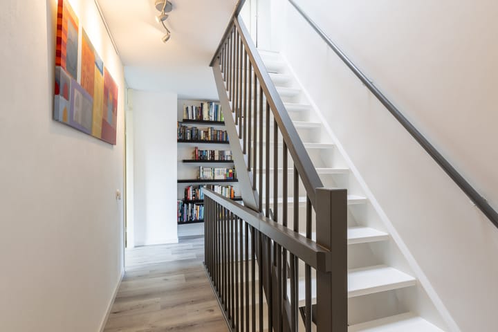 Photo 18 of Professor Mekelstraat 59