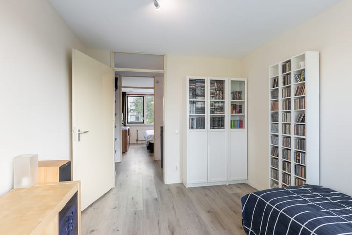 Photo 22 of Professor Mekelstraat 59