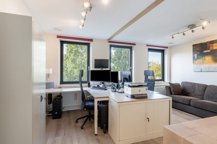 Photo 23 of Professor Mekelstraat 59