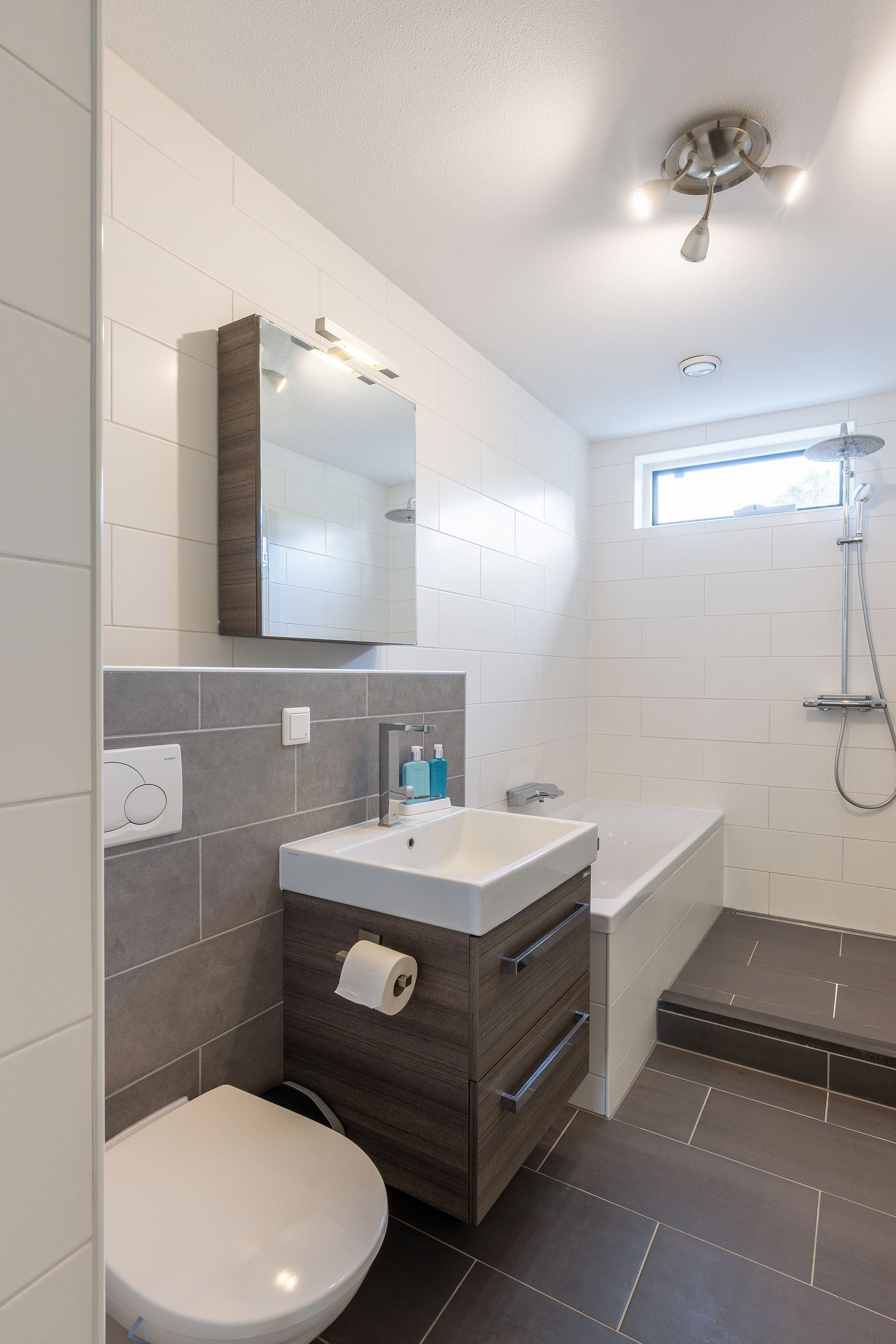 Foto 30 van Professor Mekelstraat 59