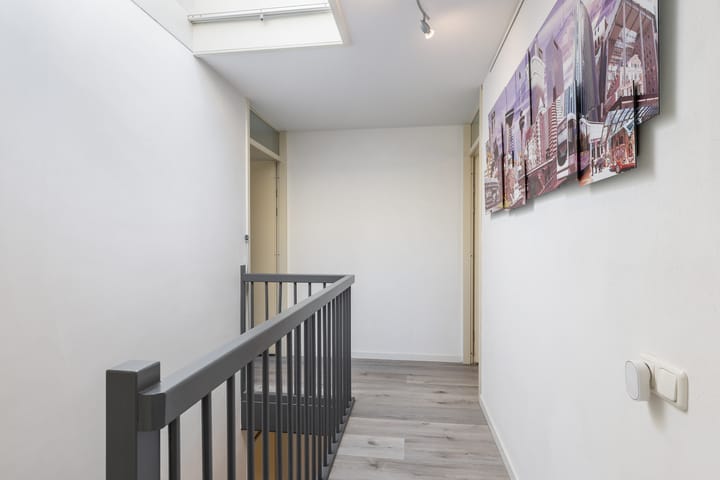 Photo 32 of Professor Mekelstraat 59