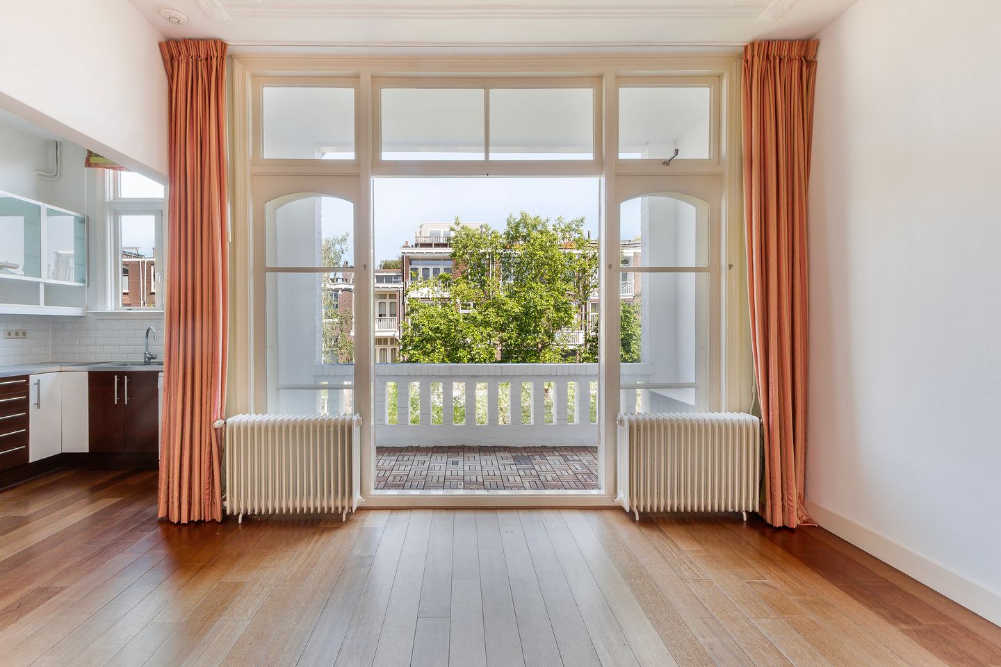 Photo 4 of Rozenburglaan 90-A