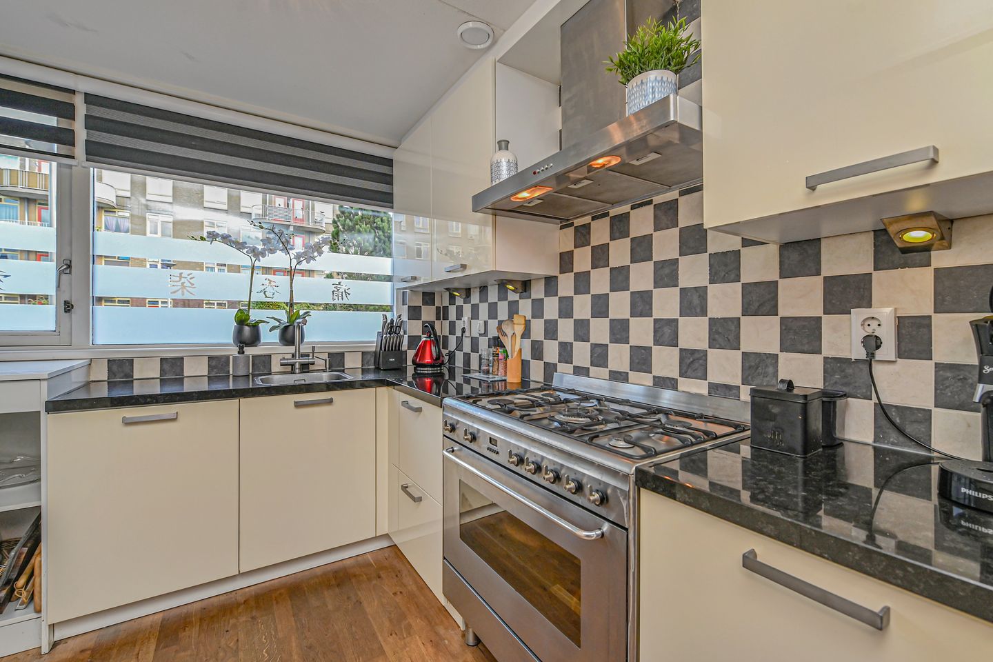 Foto 20 van Vrouwezandplein 28