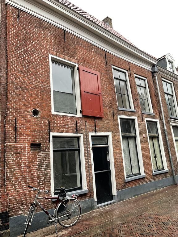 Photo 1 of Nieuwesteeg 1-F