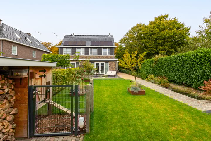 Photo 33 of Parallelweg 97