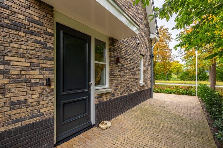 Photo 40 of Parallelweg 97