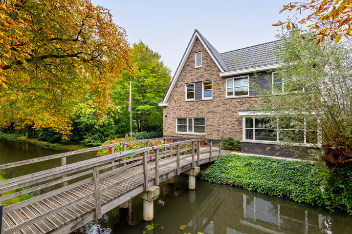 Photo 44 of Parallelweg 97