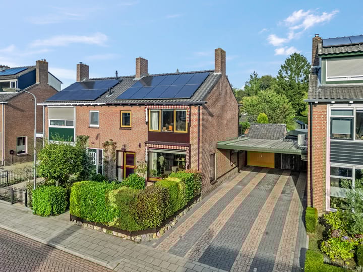 Foto 1 van Margrietlaan 70