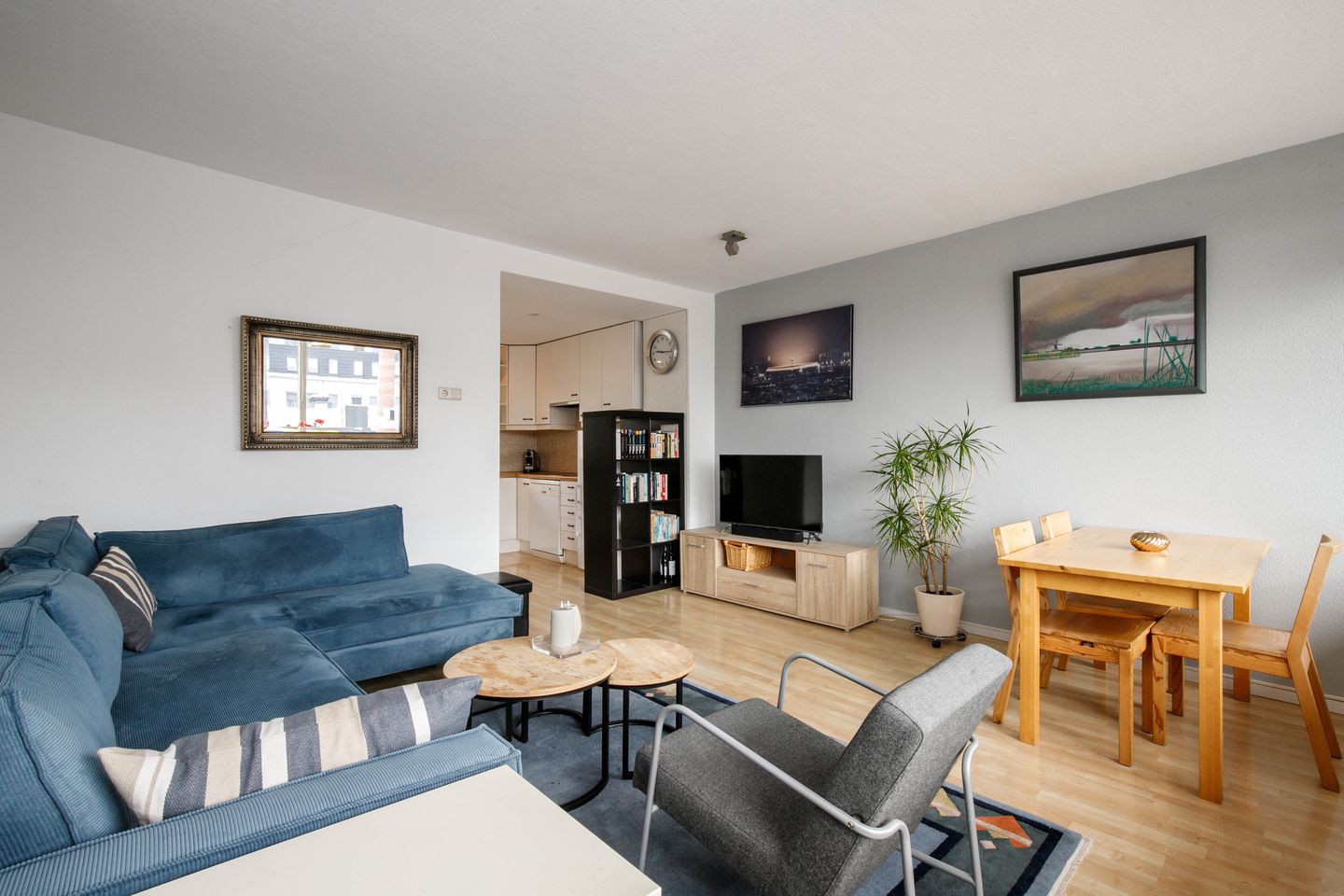 Foto 10 van Raadhuisplein 33-A