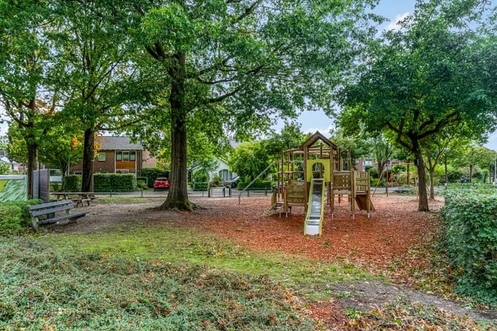 Foto 49 van Margrietlaan 70