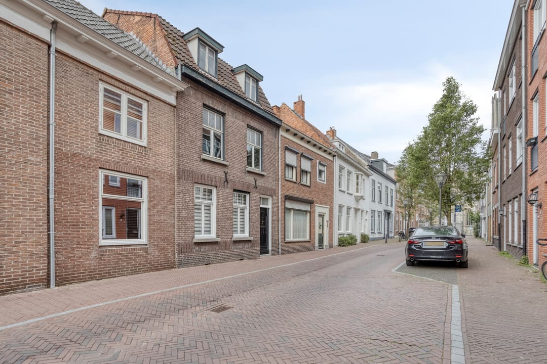 Foto 1 van Grote Bagijnestraat 26