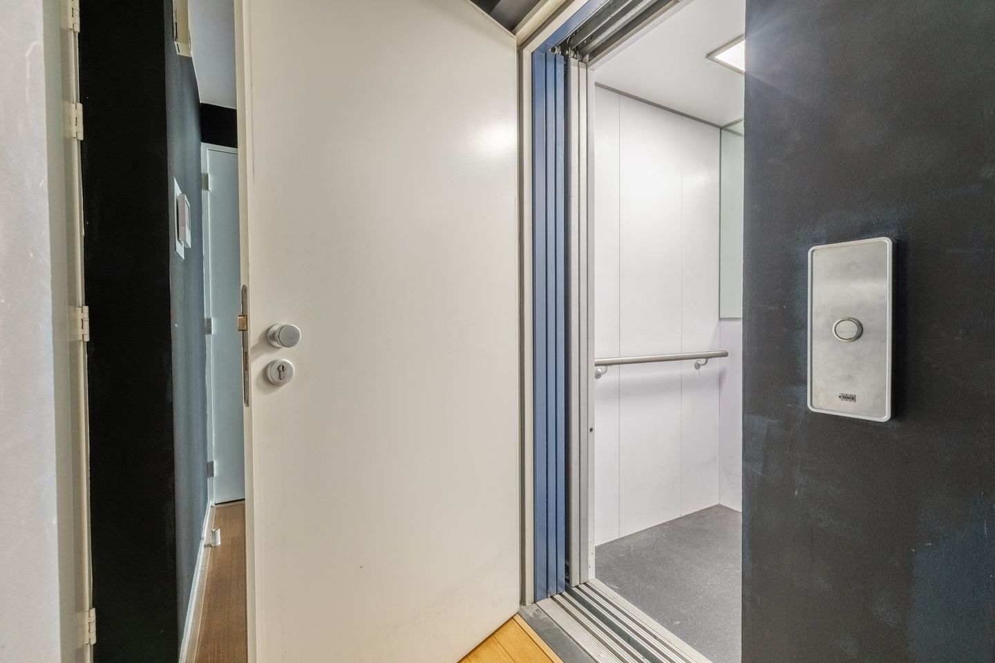 Photo 20 of Eerste Weteringdwarsstraat 54-B