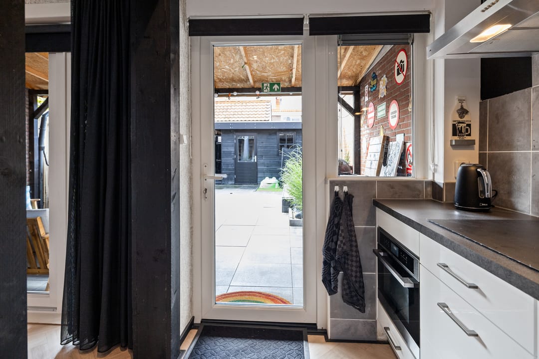 Photo 8 of Ooievaarstraat 14
