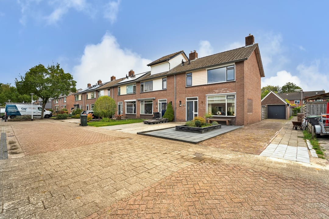 Foto 1 van Saturnusstraat 9