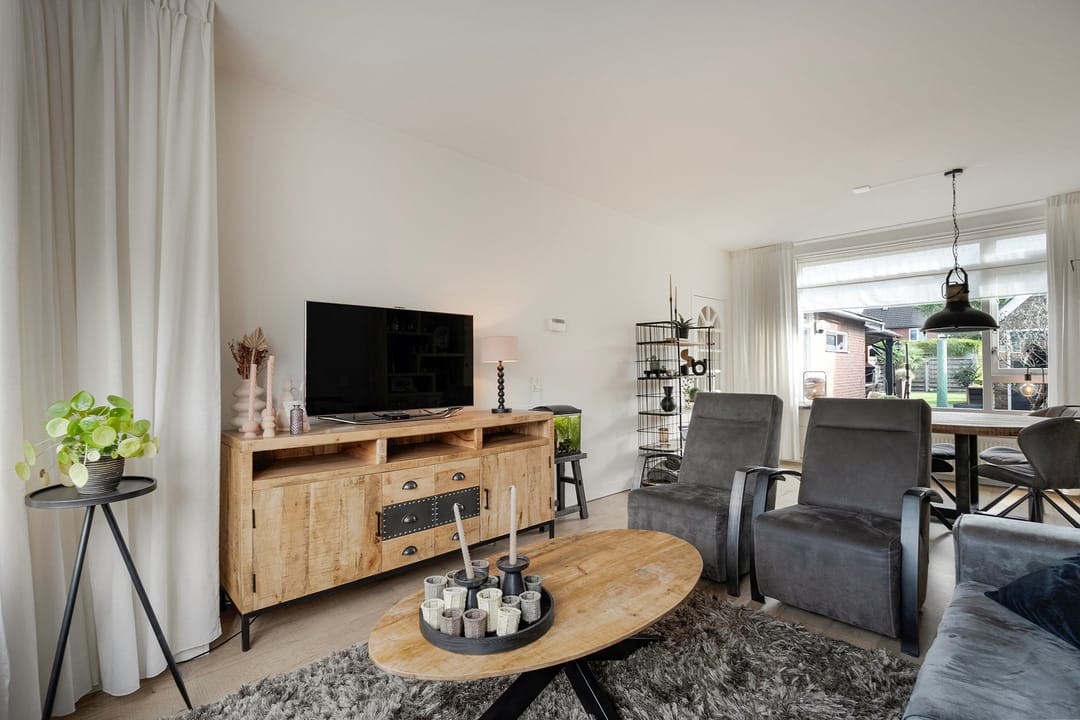 Foto 11 van Saturnusstraat 9