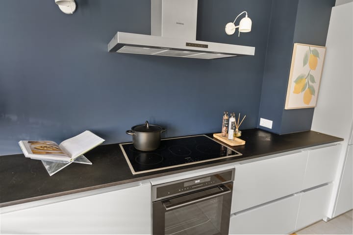 Photo 12 of Tolkamerstraat 43