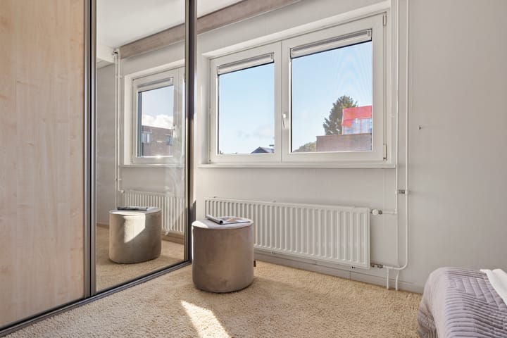 Photo 16 of Tolkamerstraat 43