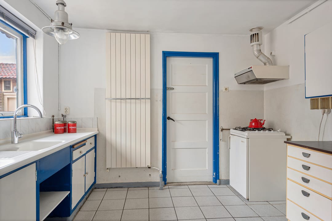 Photo 16 of Trompenbergstraat 12