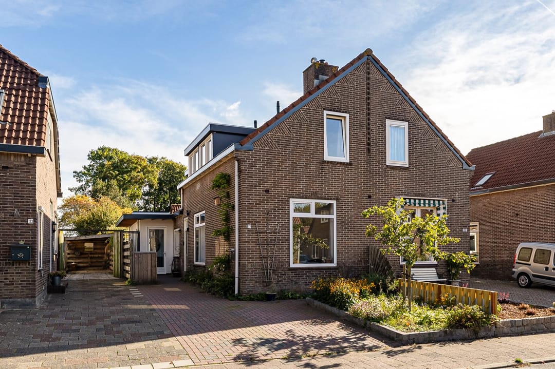 Photo 1 of Molenstraat 125