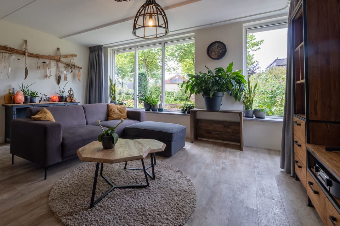 Photo 2 of Pinksterbloem 10