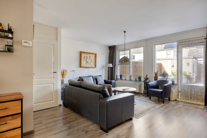 Foto 4 van Johanna Naber-erf 514