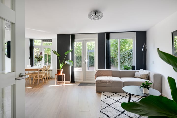 Photo 3 of Binnenhof 12