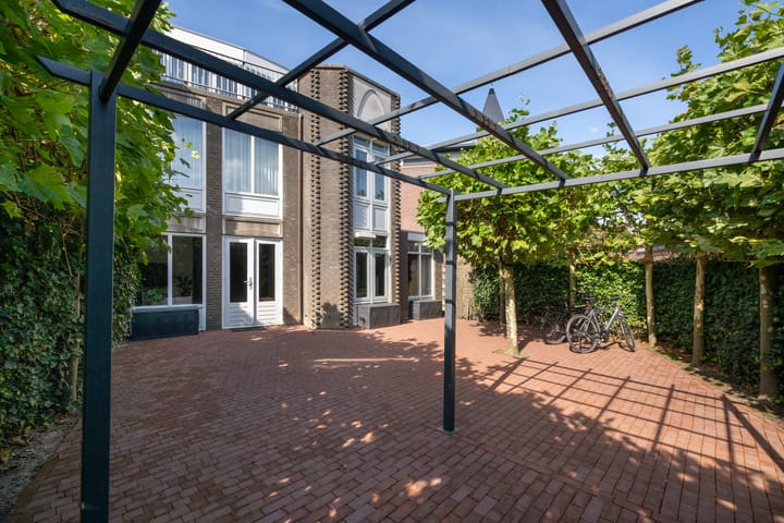 Photo 9 of Binnenhof 12