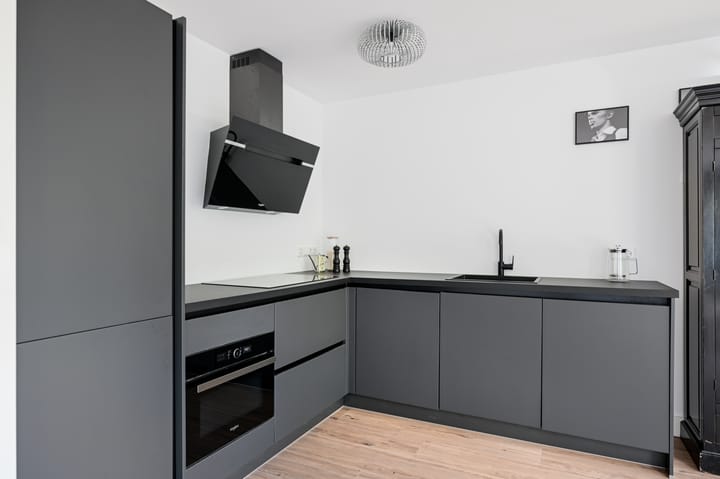 Photo 14 of Binnenhof 12