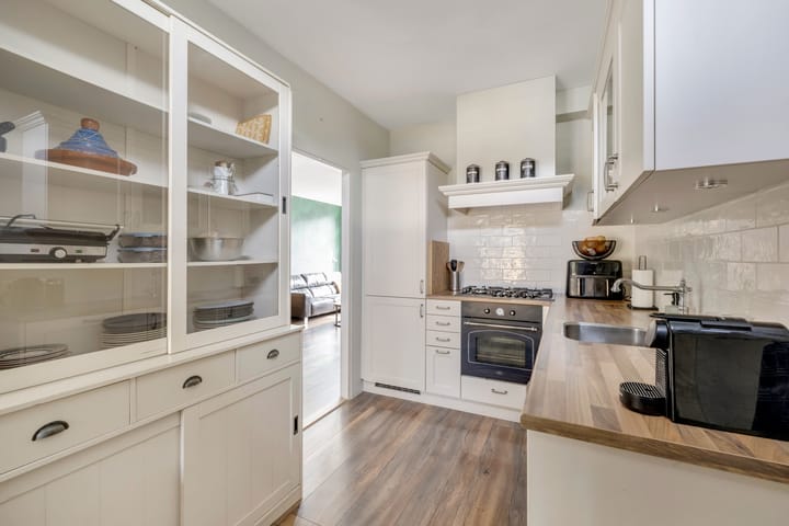 Photo 13 of Reede 113