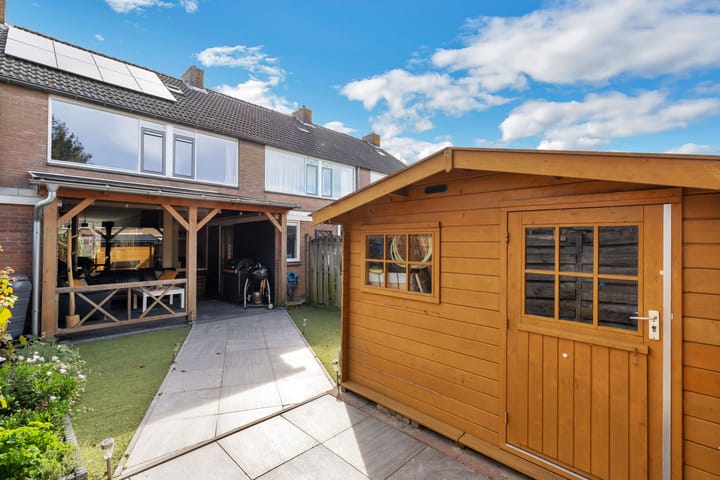 Photo 24 of Reede 113