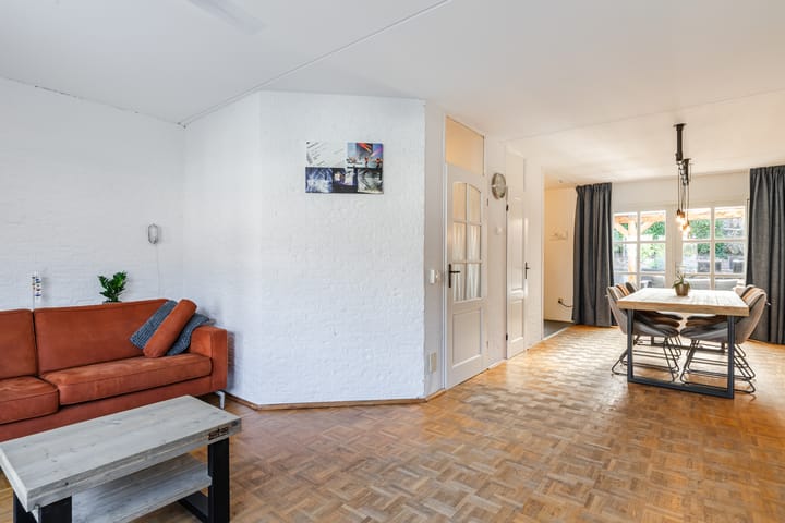 Photo 10 of Molenbeek 102