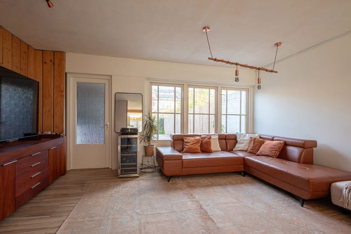 Foto 12 van Bernadottestraat 93