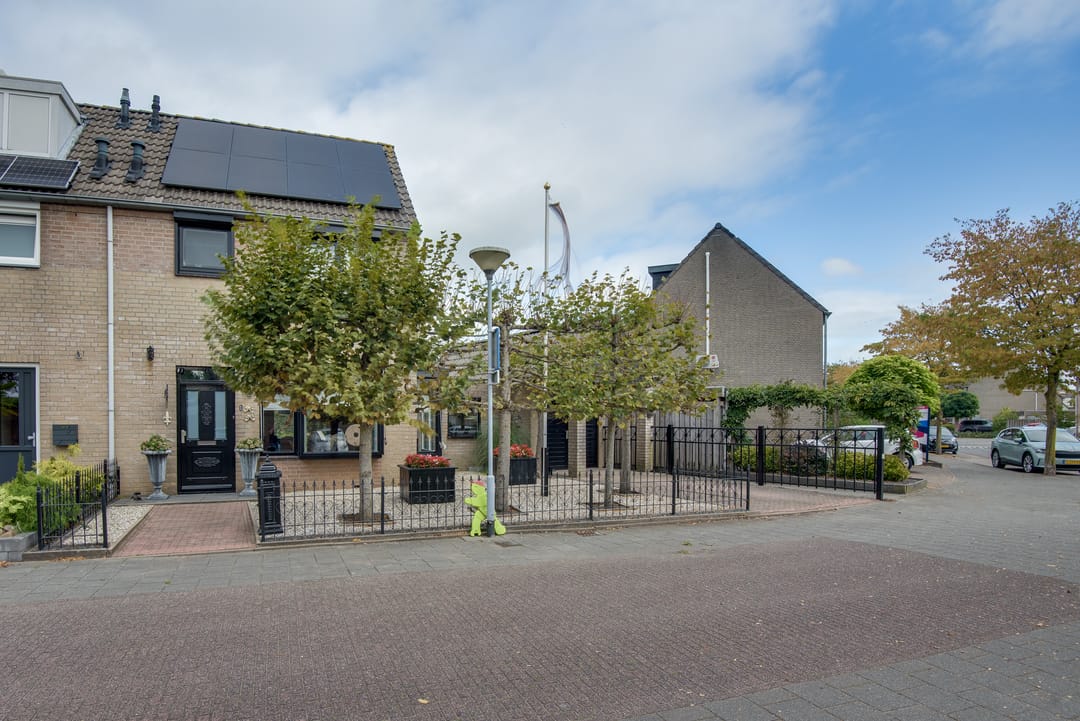 Photo 2 of Pioenvallei 1