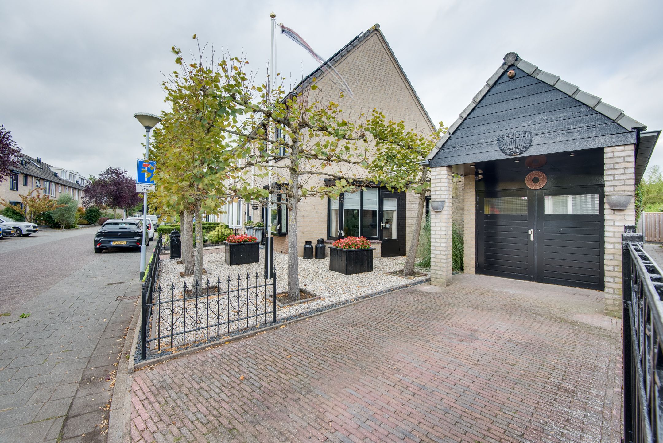 Photo 3 of Pioenvallei 1