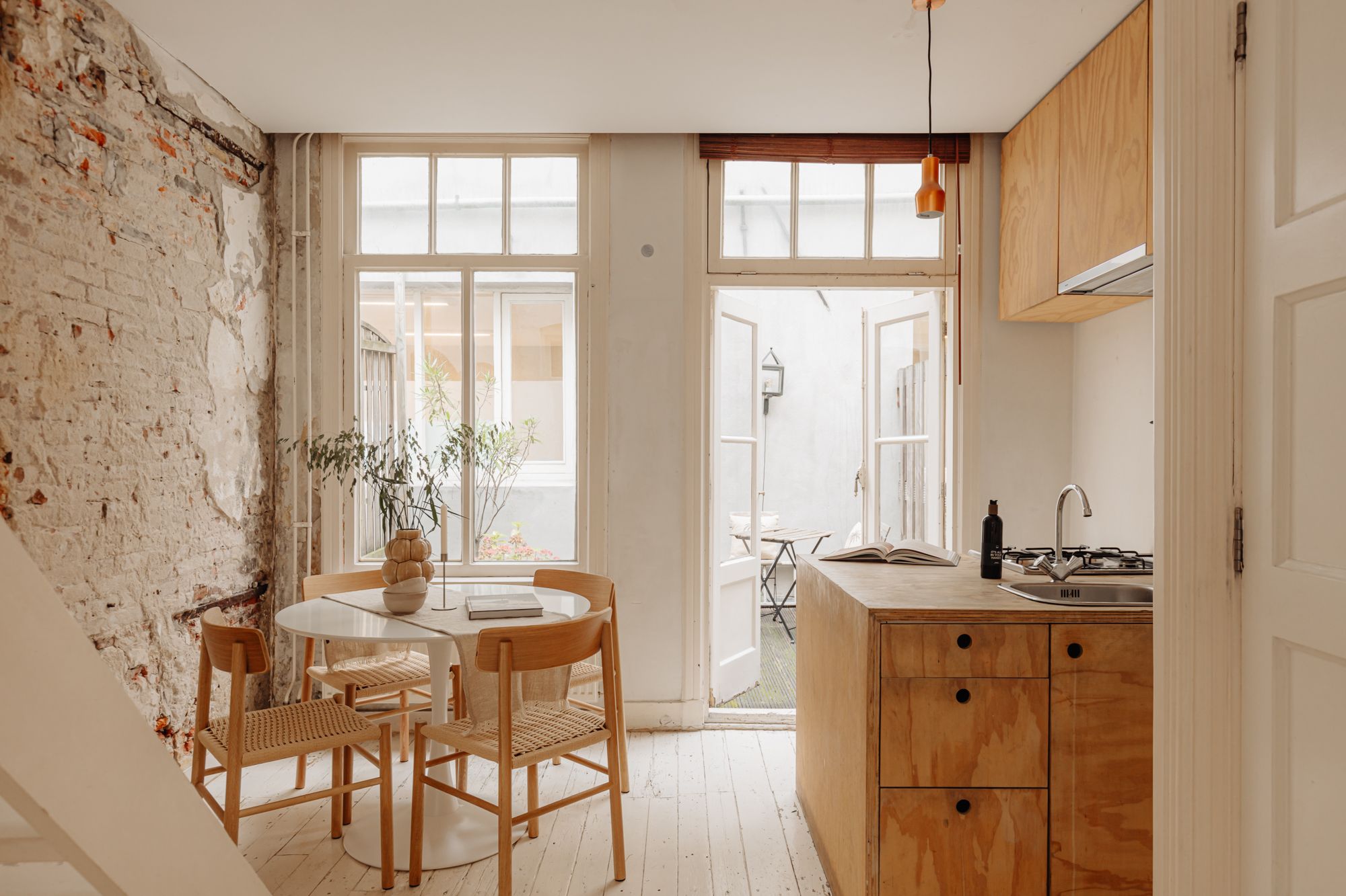 Foto 3 van Binnen Oranjestraat 24