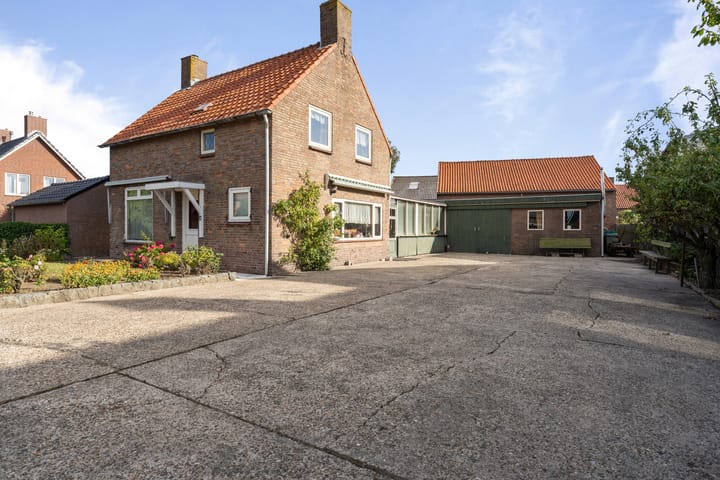 Foto 11 van Pastoor Verheijdenstraat 9