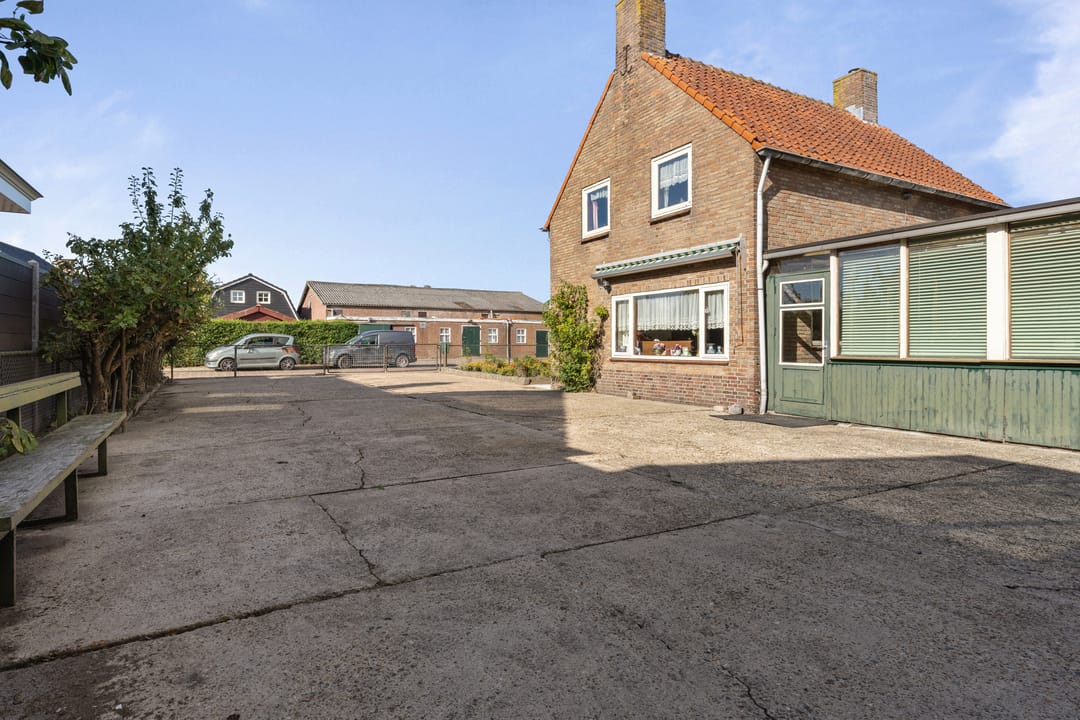 Photo 13 of Pastoor Verheijdenstraat 9