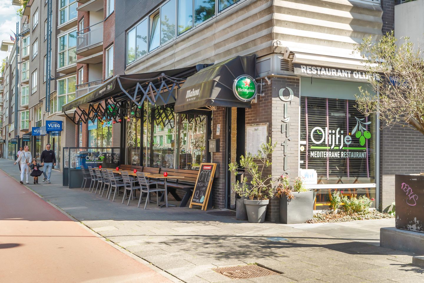 Photo 44 of Valkenburgerstraat 113