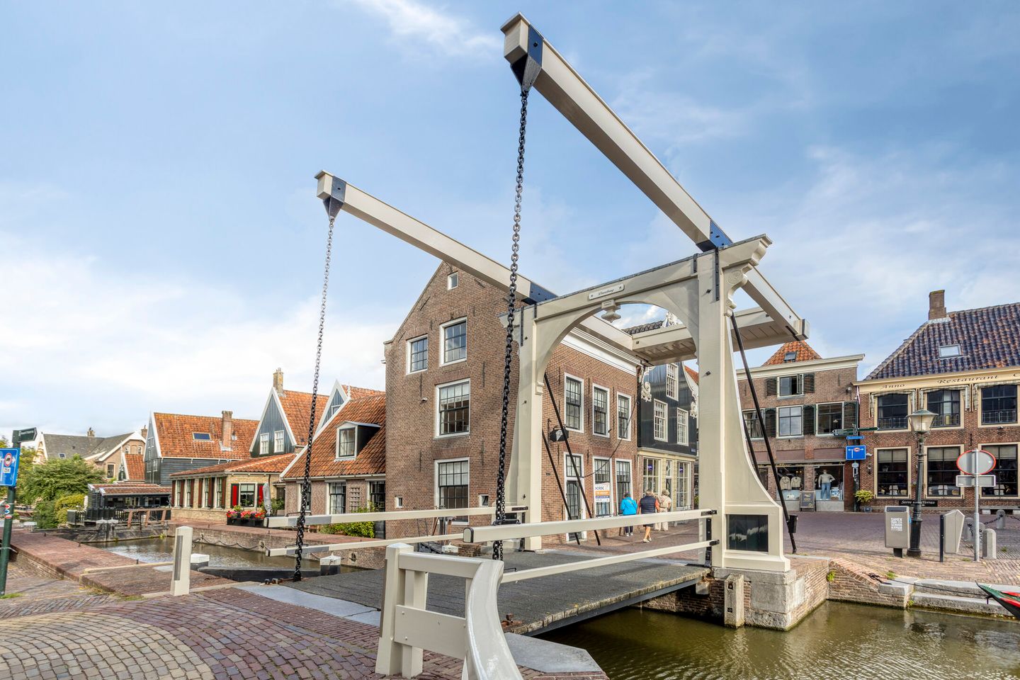 Foto 35 van Rechtestraat 48