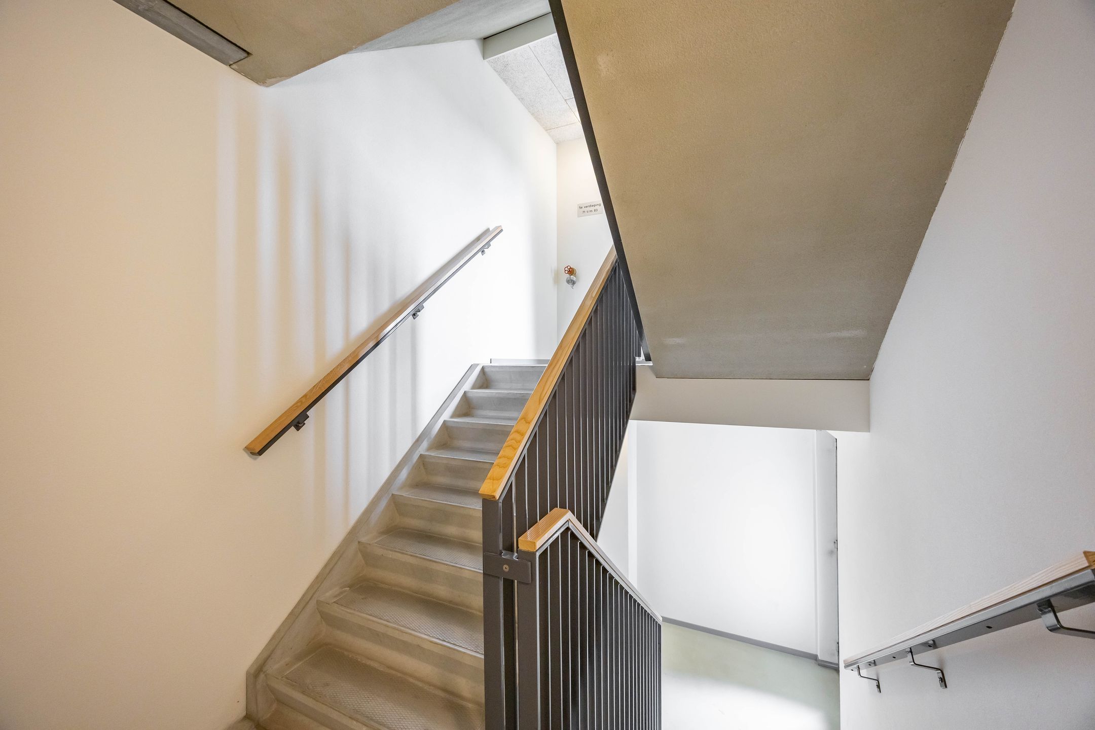 Foto 39 van Verlengde Meeuwerderweg 71