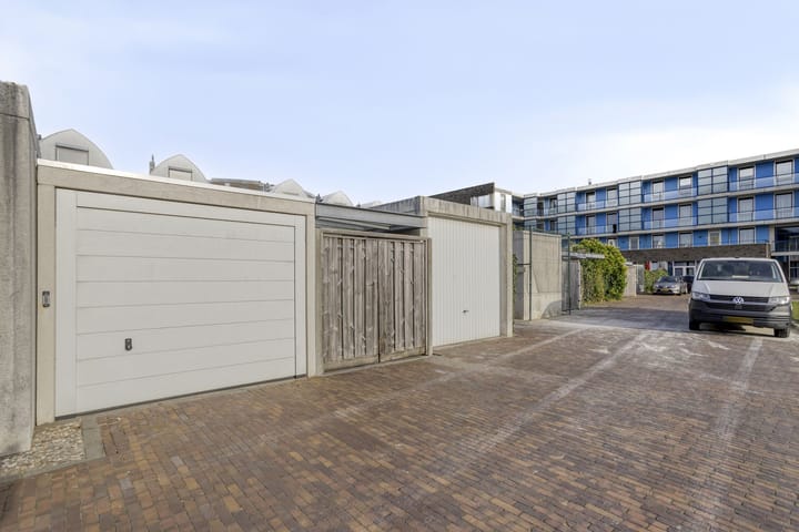 Photo 20 of Antoni Gaudipark 17