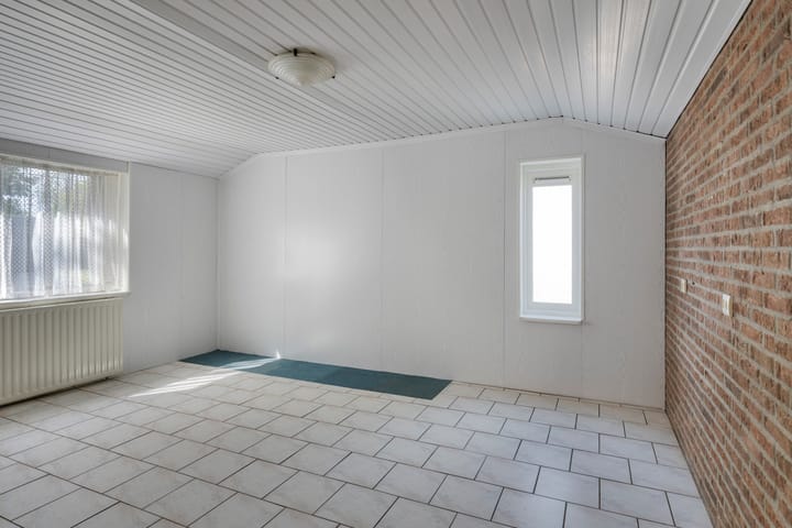 Photo 36 of Koningstraat 112