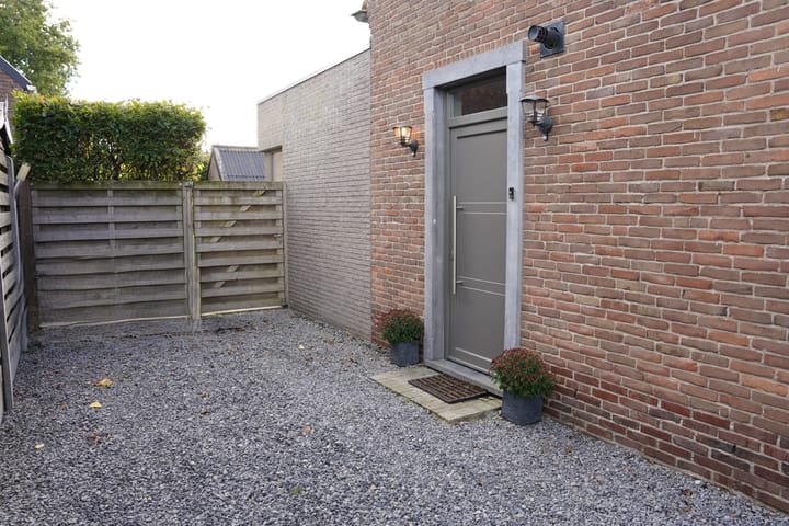 Photo 42 of Nieuwstraat 1