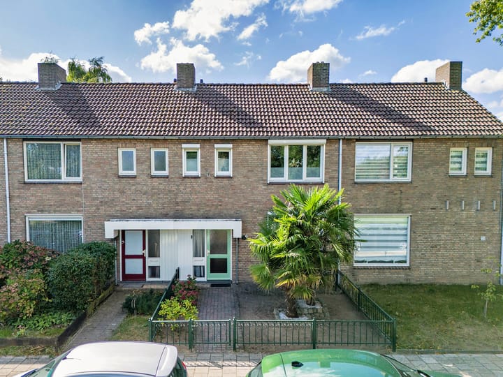 Foto 4 van Tjarda van Starkenborghstraat 28