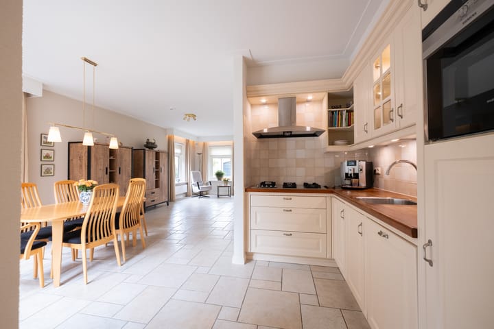 Photo 12 of Charlotte Ruysplantsoen 11