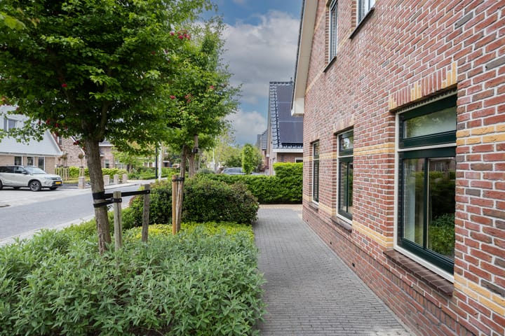 Photo 44 of Charlotte Ruysplantsoen 11