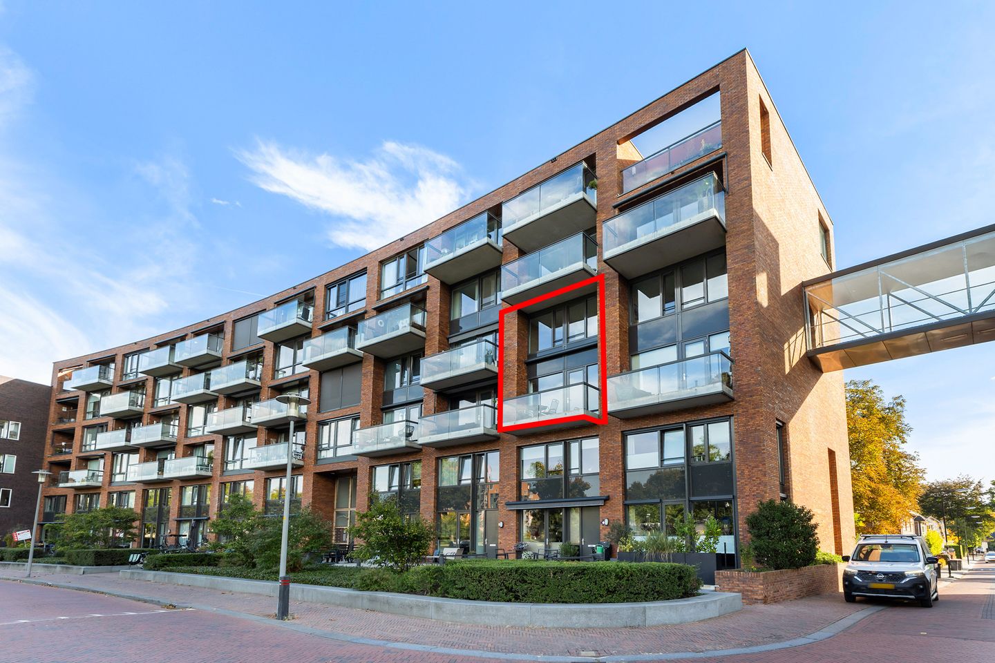 Foto 1 van Burgemeester Jhr. Quarles van Uffordlaan 301